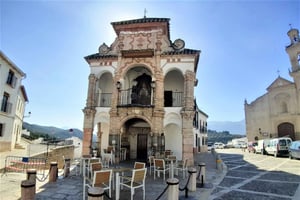 Málaga: Antequera Guided Walking Tour