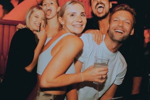 Málaga: Pub Crawl Málaga Madness