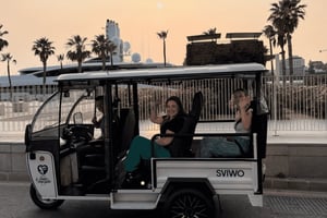 Malaga : visite en tuk-tuk avec entrée au musée de l'automobile et de la mode.