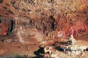 Alcudia: Halvdagstur til Hams-grottene, de blå grottene og dokumentarfilm