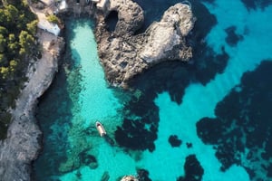 Из Кала-Фигера: экскурсия на лодке в Кала-Мармолс и Кало-де-Моро