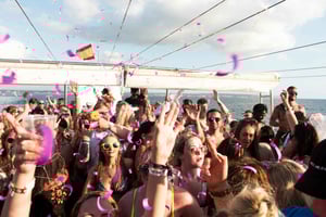 Mallorca: Festa em um barco com DJs ao vivo, almoço e entrada em uma boate