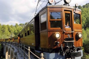 Mallorca: viaje en tren y tranvía desde Palma a Sóller