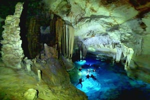 Portocolom: Excursão de mergulho com snorkel Caverna do Mar 'Caverna do Pirata' Mallorca