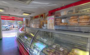 Busy Bee Coffee Shop & Gelateria