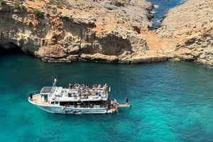 Comino Laguna Azul y Laguna de Cristal - Crucero por 3 bahías
