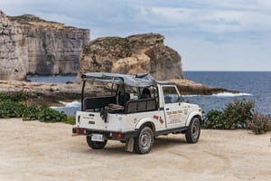Vanuit Malta: Hele dag Gozo Jeep Tour met lunch en boottocht