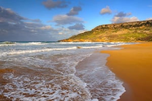 Gozo: Private Beaches and Hidden Gems Tour with Guide