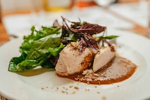 Gozo: Cata de Vinos y Cena de Cocina Abierta