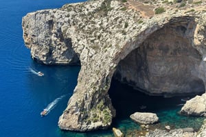 Passeio de táxi privado pelos destaques de Malta com motorista local