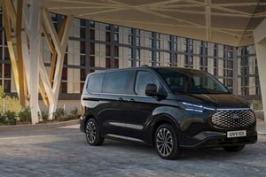 Malta: Trasferimento in taxi dall'aeroporto con furgone 8 passeggeri