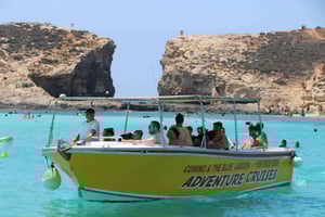 Sliema: Viagem de barco para a Lagoa Azul de Comino, Gozo e Grutas