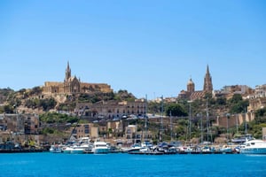 St. Paul's Bay: Blue Lagoon, Comino & Gozo with Bus Tour