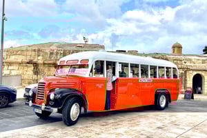 Valletta: Vintage Bus to Valletta, Sliema, Rabat & Mdina