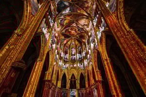 Manchester Cathedral: 360° Sound and Light Show LUMINISCENCE
