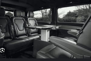 Manchester Chauffeur Driven Tour & Transfer Mercedes V Class