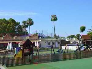 Los Arcos Bar & Restaurant