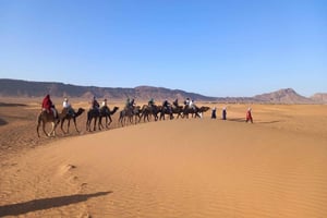 Excursión de 2 días de Marrakech a Ait Ben Haddou y el desierto de Zagora