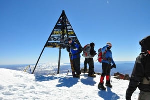 Trekking di 2 giorni per l'ascesa al Monte Toubkal attraverso la Valle di Ait Mizane
