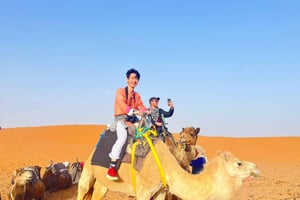 Z Fesu: 2-dniowa wycieczka na pustynię do Marrakeszu z luksusowym obozem