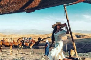 Марракеш: катание на верблюдах на закате в пустыне Агафай с ужином и шоу