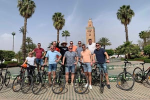 Tour in bicicletta in lingua olandese attraverso Marrakech.