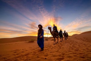 Från Marrakech: 4-dagars privat Merzouga-öknen & lyxigt läger