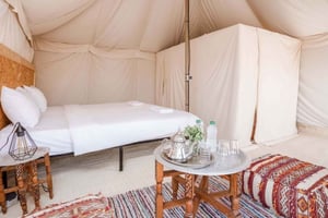 Marrakech: Pernottamento unico nel deserto di Agafay con cena