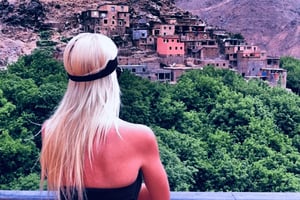 Marrakech : Randonnée guidée de 2 jours dans les vallées d'Imlil et d'Imnan