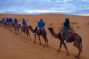 Da Marrakech a Fes Tour di lusso di 3 giorni attraverso il deserto del Sahara