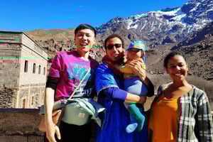 マラケシュ：3つの渓谷、アトラス山脈、滝を訪れる日帰りツアーをお楽しみください