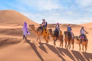 Merzouga: kameliratsastus, mönkijä ja tähtileiri