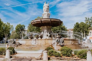 Elegant Aix-en-Provence & Authentic Countryside Wine Tour