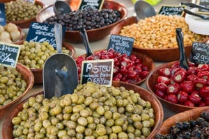 From Marseille: Luberon Market & Villages Full-Day Tour
