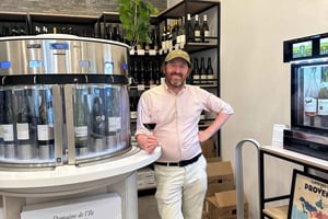 Marseille: Tailored Wine Tasting Experience in Top Wine Shop