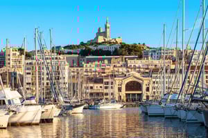 Marseille: Express Walk with a Local in 90 minutes