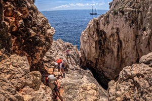 Marseille : Sormiou Via Corda in the Calanques - Level 1