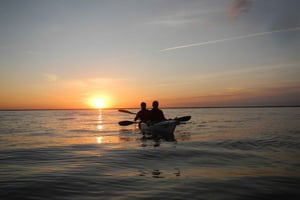 Marseille: Sunset Sea Kayaking Evening