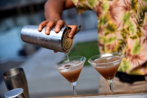 Le Suffren - On the Rocks Lounge Bar