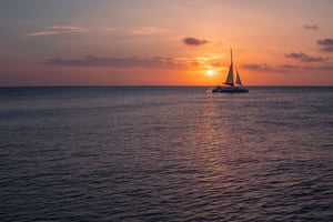 Mauricio: crucero en catamarán al atardecer, bebidas y aperitivos
