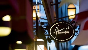 Harry's Restaurant & Bar