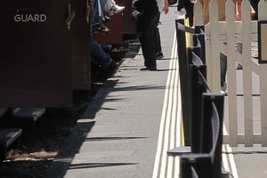 Melbourne: Puffing Billy Train and Penguin Island Day Tour