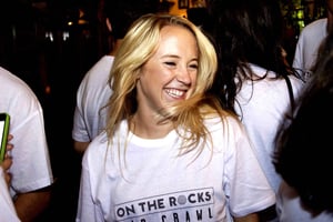 Melbourne: Cotygodniowy Bar Crawl: 5 darmowych shotów, wejście do klubu