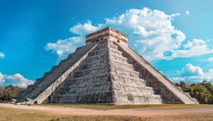 Action Tour Guide Chichen Itza