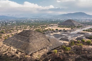 Desde CDMX: Tour de medio día a Teotihuacán