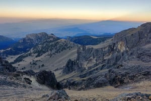 Iztaccihuatl Hiking Tour: Volcano Trek and Amecameca (12h)