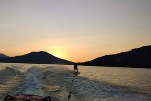 Valle de Bravo Tour: Walk in Magical Town and Ride a Jet Ski