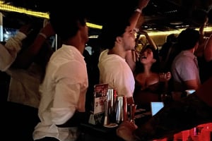 Biscayne Bay nattklubb-festcruise med åpen bar og DJ