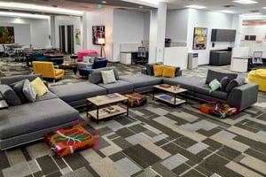 2 stuks per persoon bagageopslag bij The HUB (slechts $ 12) DEAL!