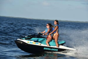 マイアミジェットスキーとパラセーリング